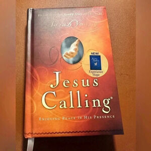 Jesus Calling - Enjoying Peace in His Presence by Sarah Young - Daily Devotional